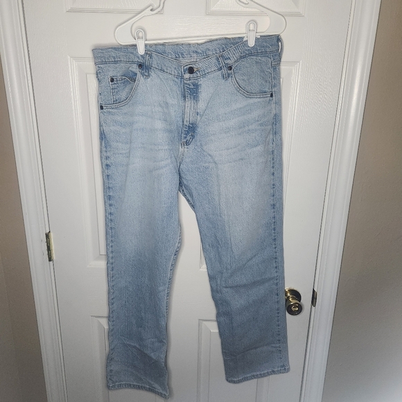 Wrangler Blue Bootcut Jeans Classic Style - Picture 1 of 5